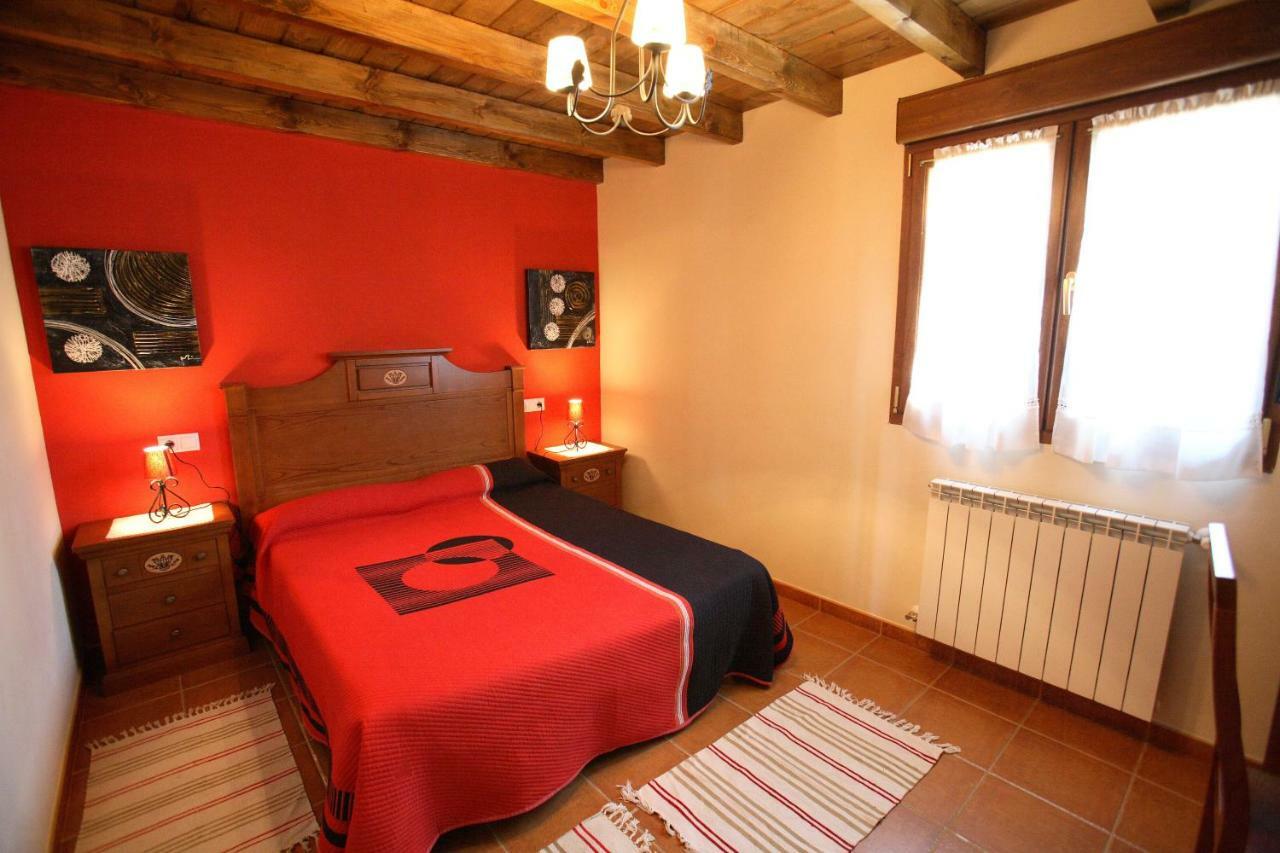 Pensjonat Coviellador Cangas De Onis Zewnętrze zdjęcie