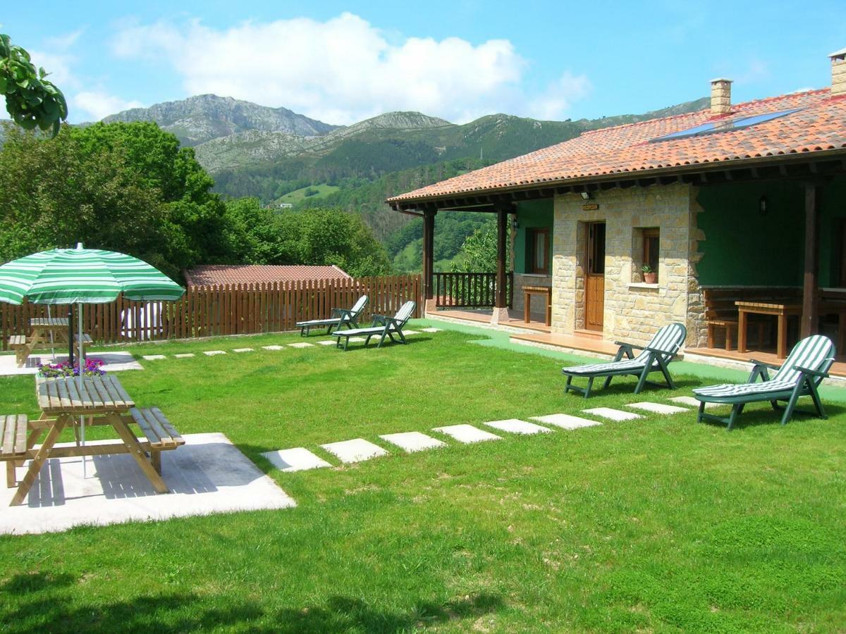 Pensjonat Coviellador Cangas De Onis Zewnętrze zdjęcie